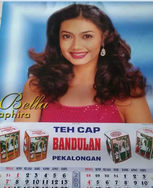 penyanyi model kalender © Instagram