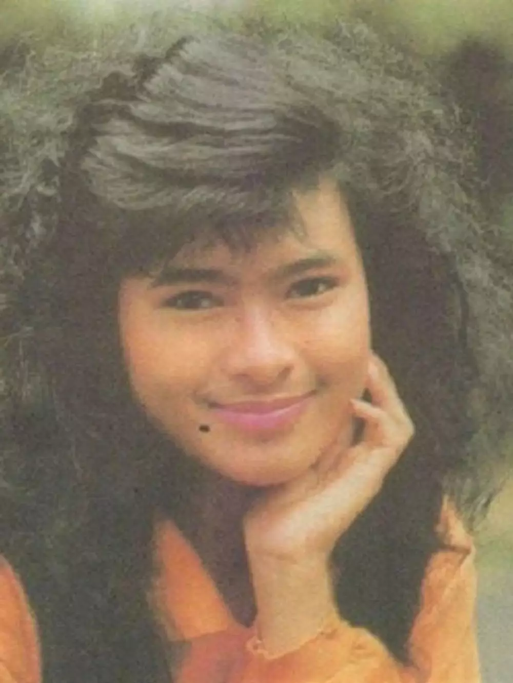 Transformasi gaya Iis Dahlia Berbagai sumber Transformasi gaya Iis Dahlia Berbagai sumber