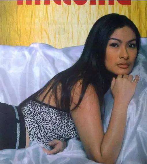 Iis dahlia model majalah © Facebook Iis dahlia model majalah © Facebook