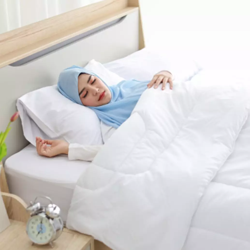 Hukum dan adab membangunkan orang tidur sesuai ajaran Rasulullah