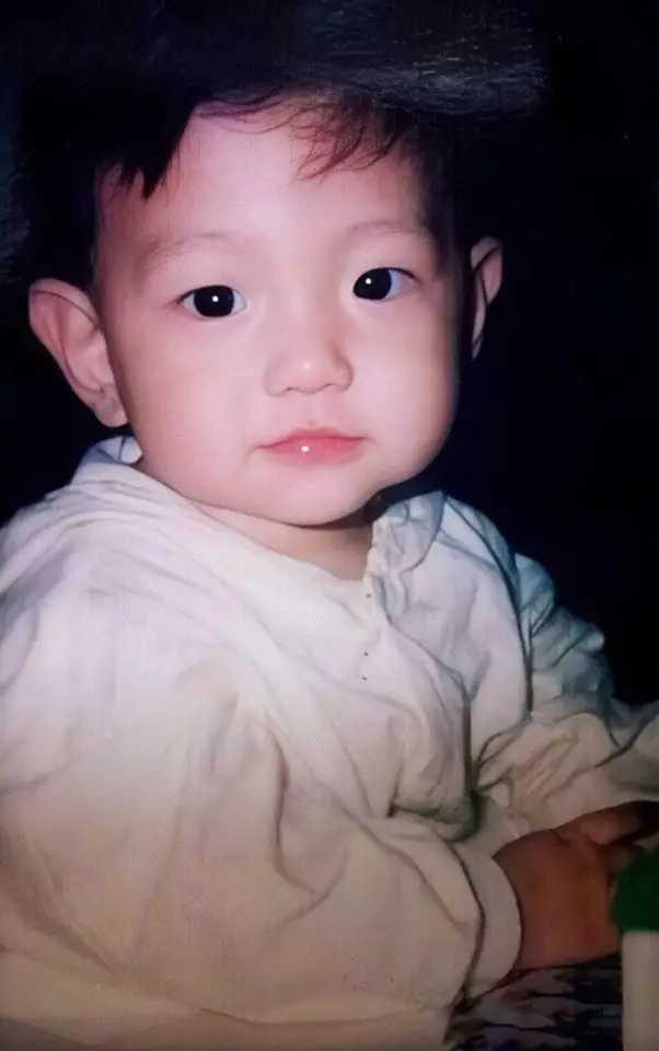 potret transformasi Baekhyun EXO dari berbagai sumber potret transformasi Baekhyun EXO dari berbagai sumber
