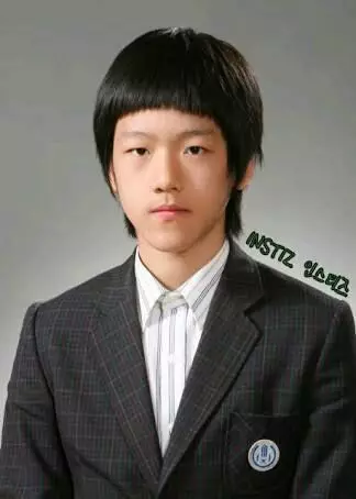 potret transformasi Baekhyun EXO dari berbagai sumber potret transformasi Baekhyun EXO dari berbagai sumber