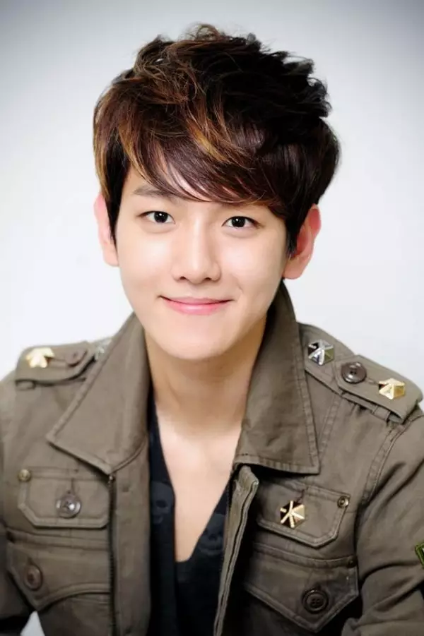 potret transformasi Baekhyun EXO dari berbagai sumber potret transformasi Baekhyun EXO dari berbagai sumber