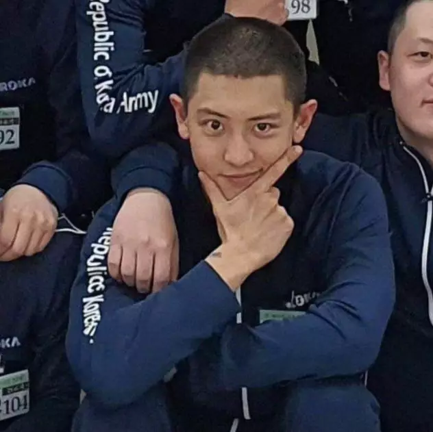 Idol Korea yang wajib militer tahun 2021 dari berbagai sumber Idol Korea yang wajib militer tahun 2021 dari berbagai sumber