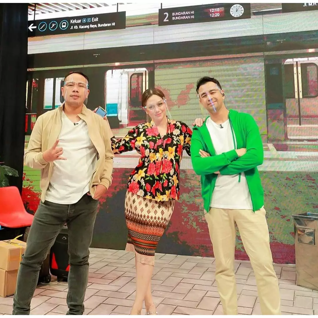 Potret kamar tidur 6 seleb di lokasi syuting sahur, curi perhatian