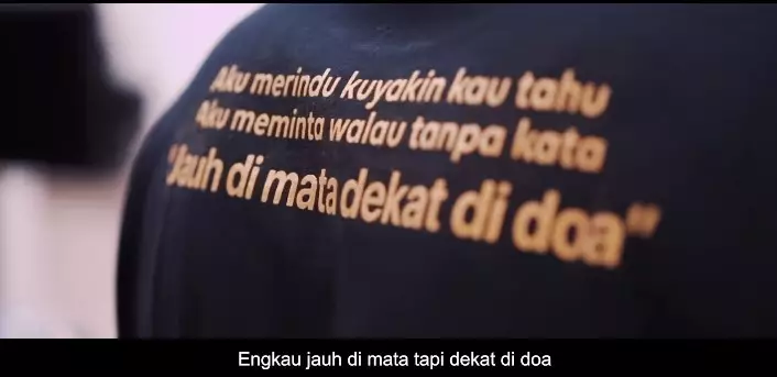 Momen Arya Saloka cover OST Ikatan Cinta © YouTube Momen Arya Saloka cover OST Ikatan Cinta © YouTube