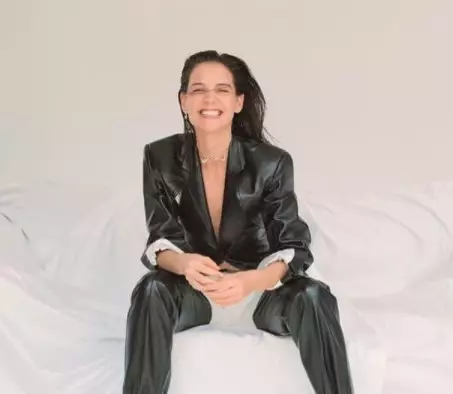 Perawatan unik seleb cantik © berbagai sumber