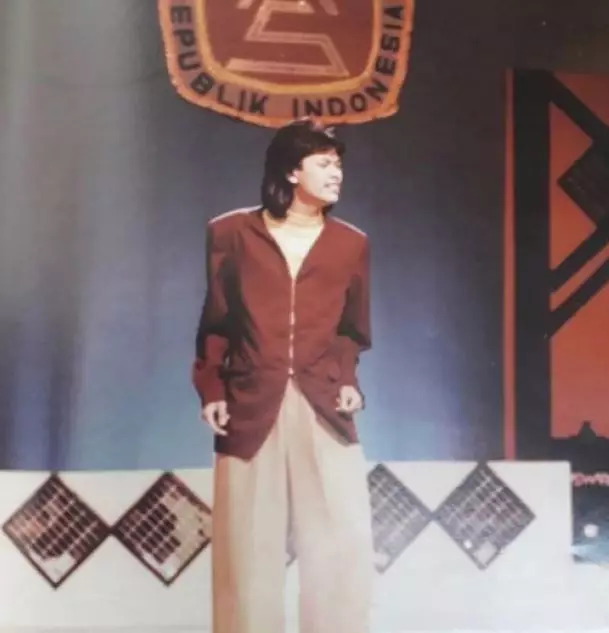 seleb pakai celana cutbray © 2021 brilio.net seleb pakai celana cutbray © 2021 brilio.net