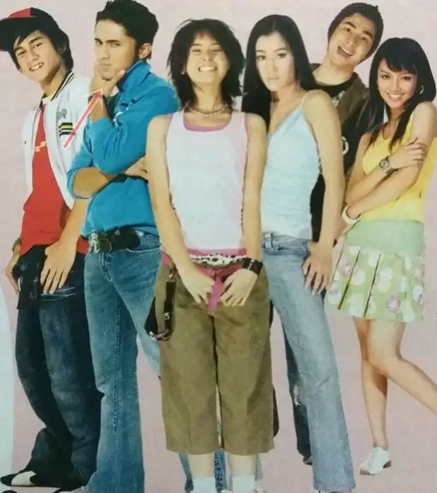 seleb pakai celana cutbray © 2021 brilio.net seleb pakai celana cutbray © 2021 brilio.net