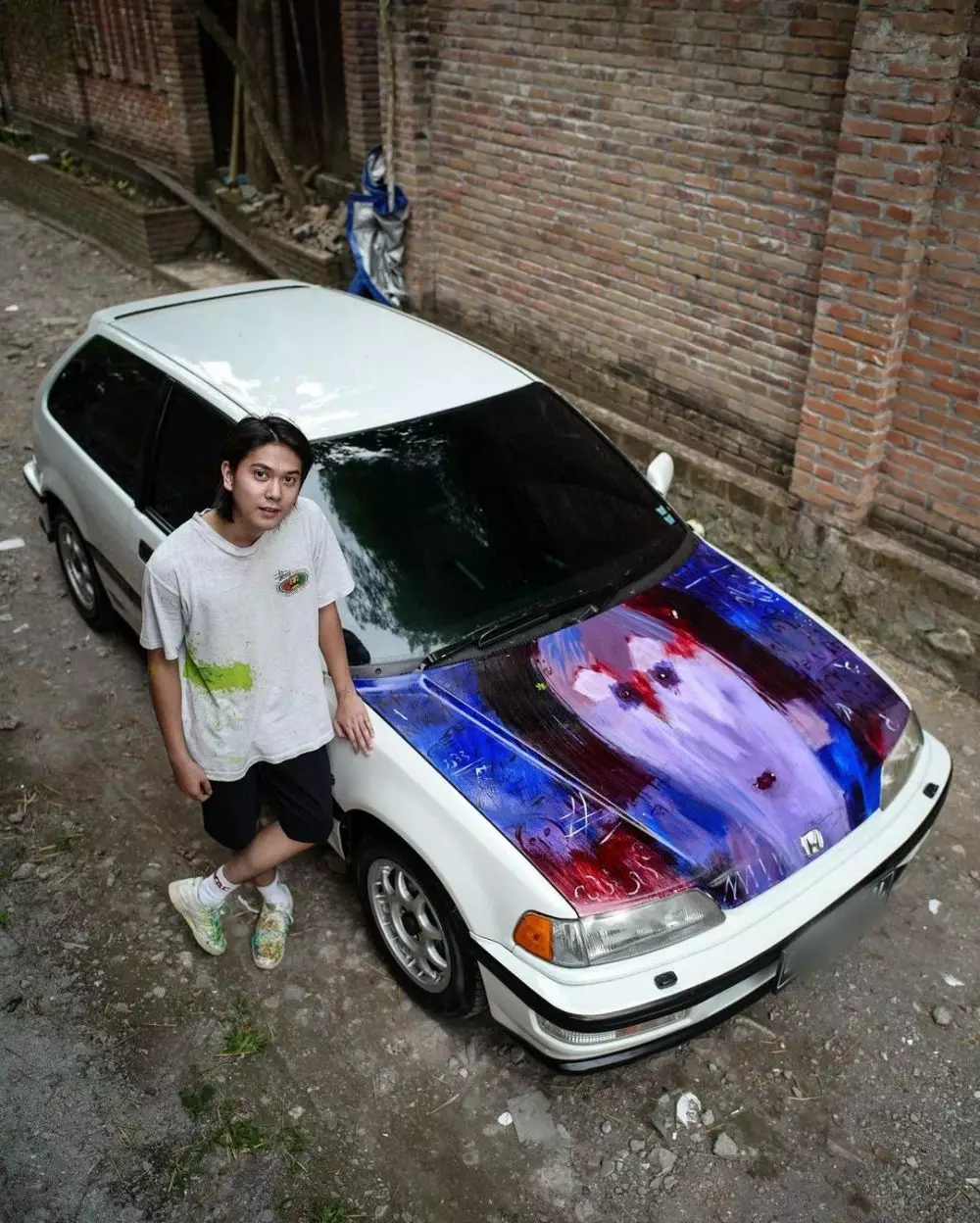 mobil Iqbaal Ramadhan © Instagram