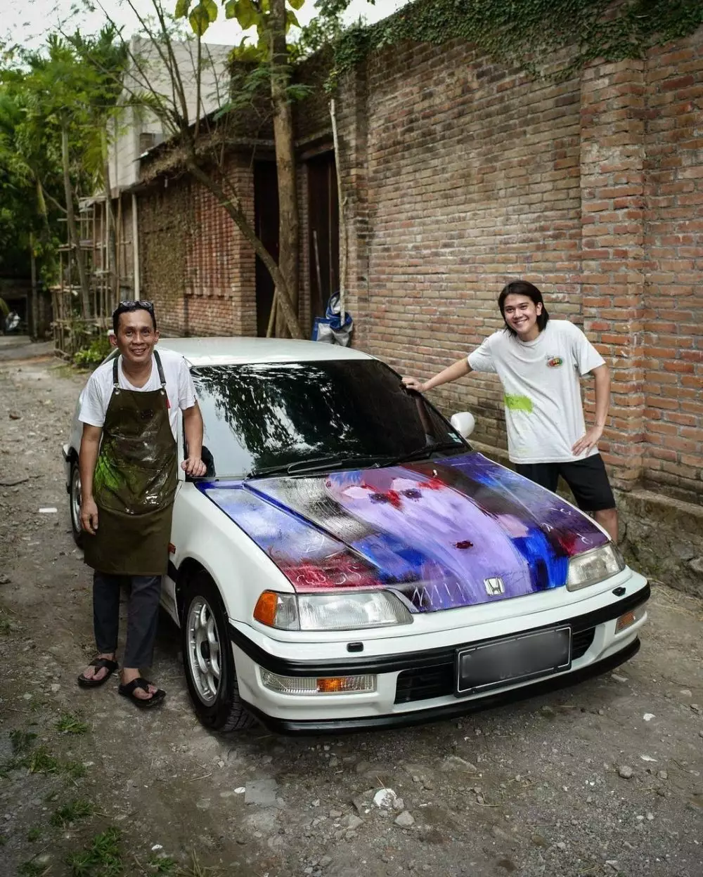 mobil Iqbaal Ramadhan © Instagram