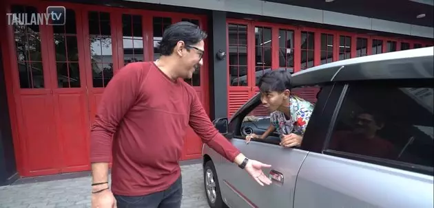 mobil baru dede sunandar Berbagai sumber