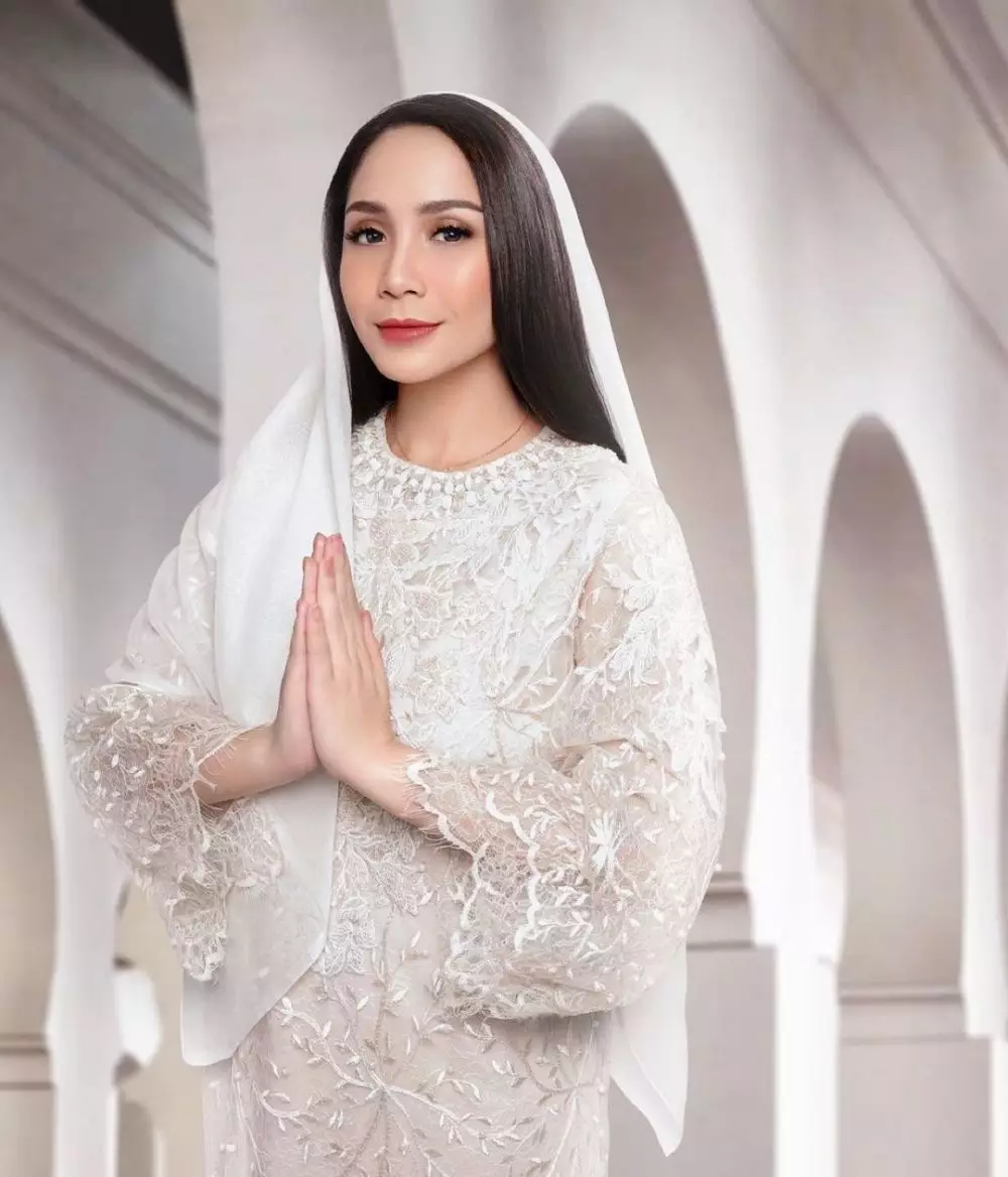 baju Lebaran ala Nagita © 2021 berbagai sumber baju Lebaran ala Nagita © 2021 berbagai sumber