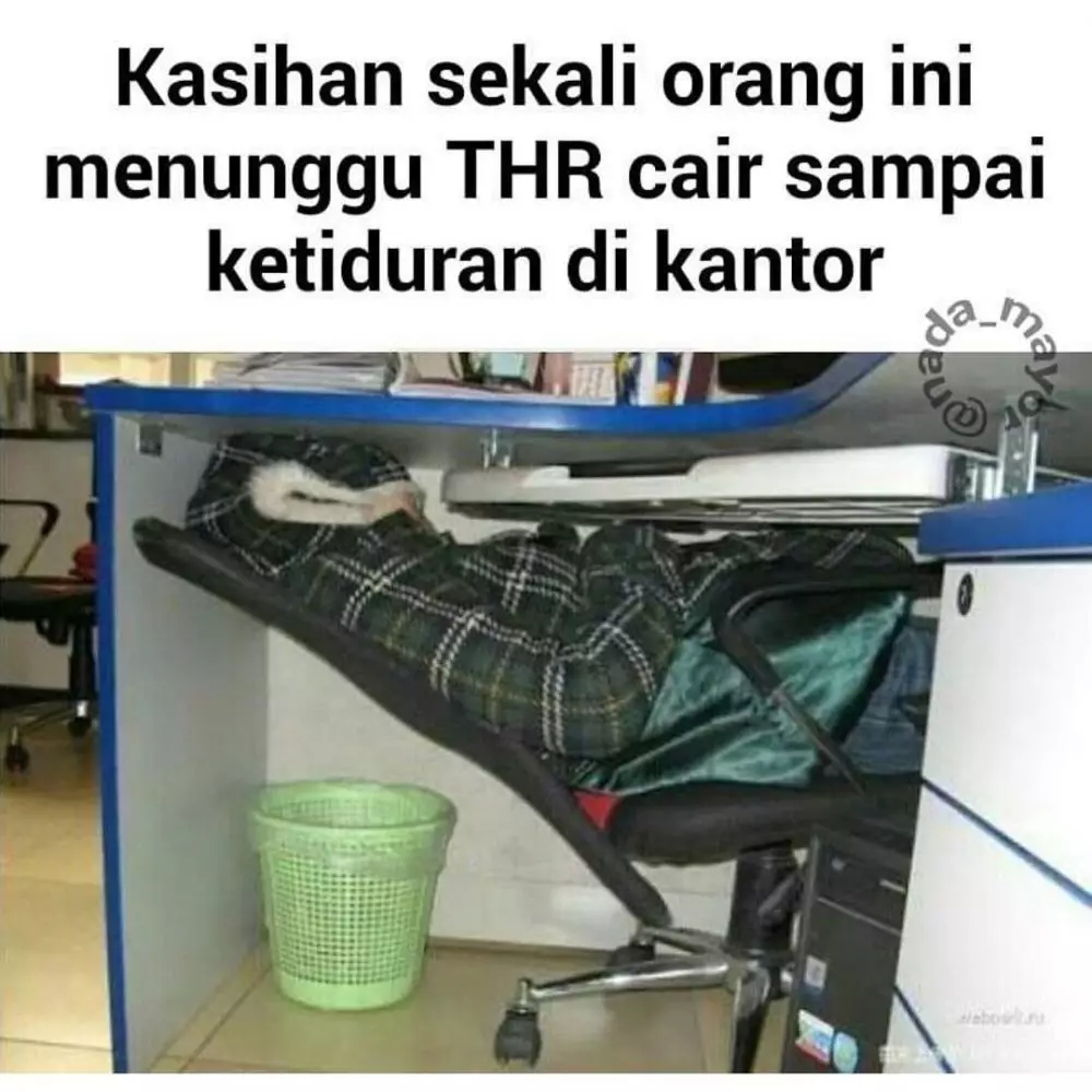 meme gak dapat THR © 2021 berbagai sumber