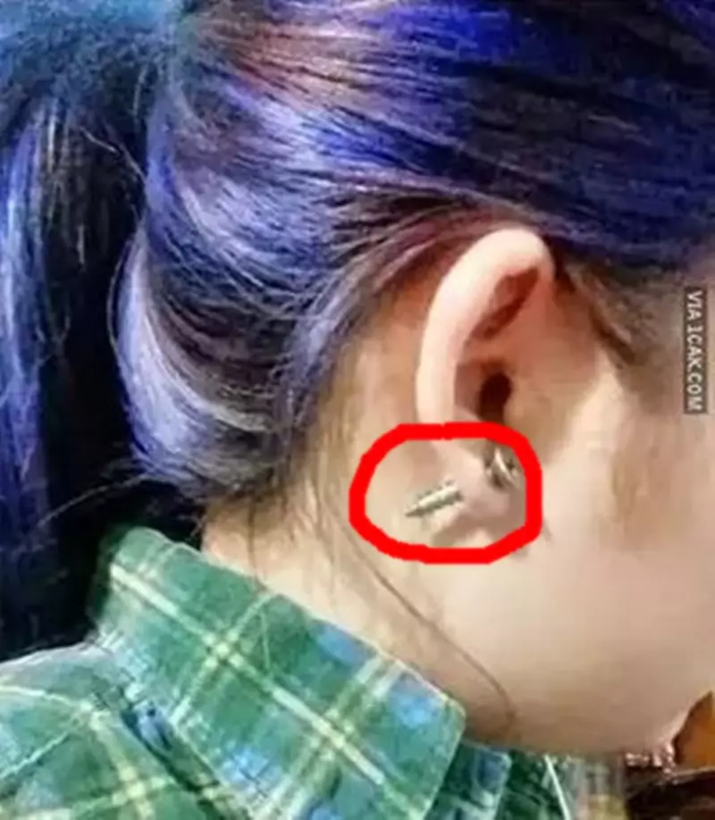 benda menyerupai perhiasan © 2021 berbagai sumber