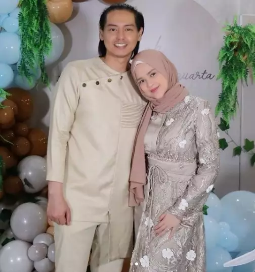 artis berdarah Tionghoa rayakan Lebaran © berbagai sumber artis berdarah Tionghoa rayakan Lebaran © berbagai sumber