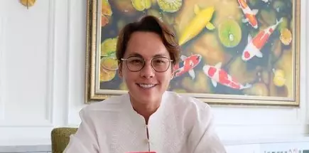 artis berdarah Tionghoa rayakan Lebaran © berbagai sumber artis berdarah Tionghoa rayakan Lebaran © berbagai sumber