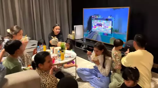 Penampakan rumah mewah Nisya Ahmad © YouTube/Nis Naz Channel