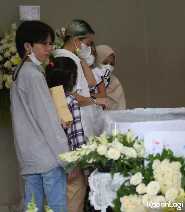 rumah duka raditya oloan Berbagai sumber