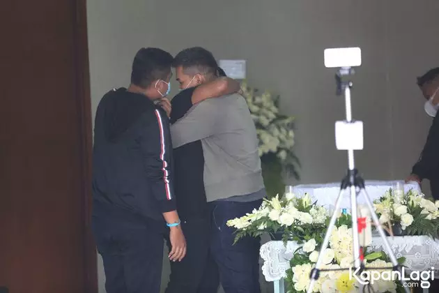 rumah duka raditya oloan Berbagai sumber