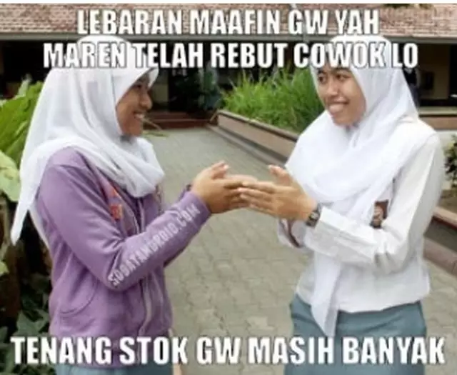 Meme lucu minta maaf © berbagai sumber
