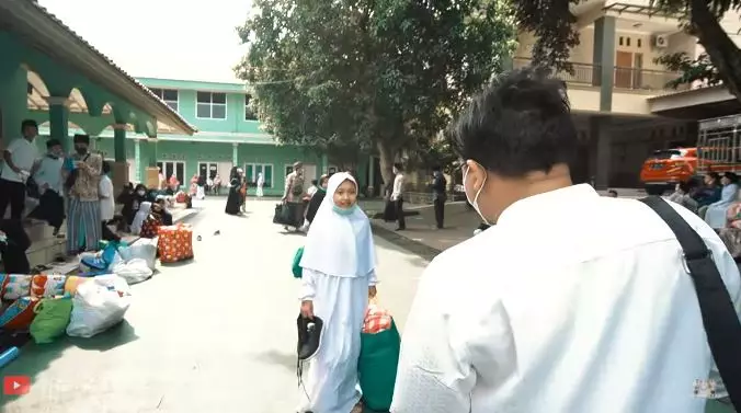 Ashanty lepas rindu dengan anak angkat © 2021 brilio.net