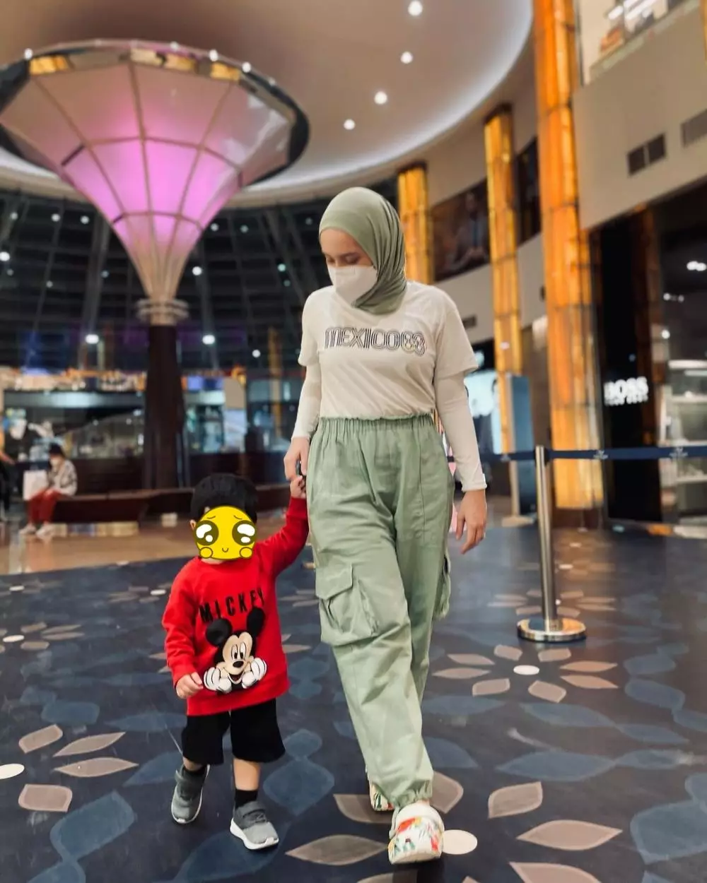 Gaya OOTD 10 seleb dengan anak pertama Instagram © 2021 brilio.net