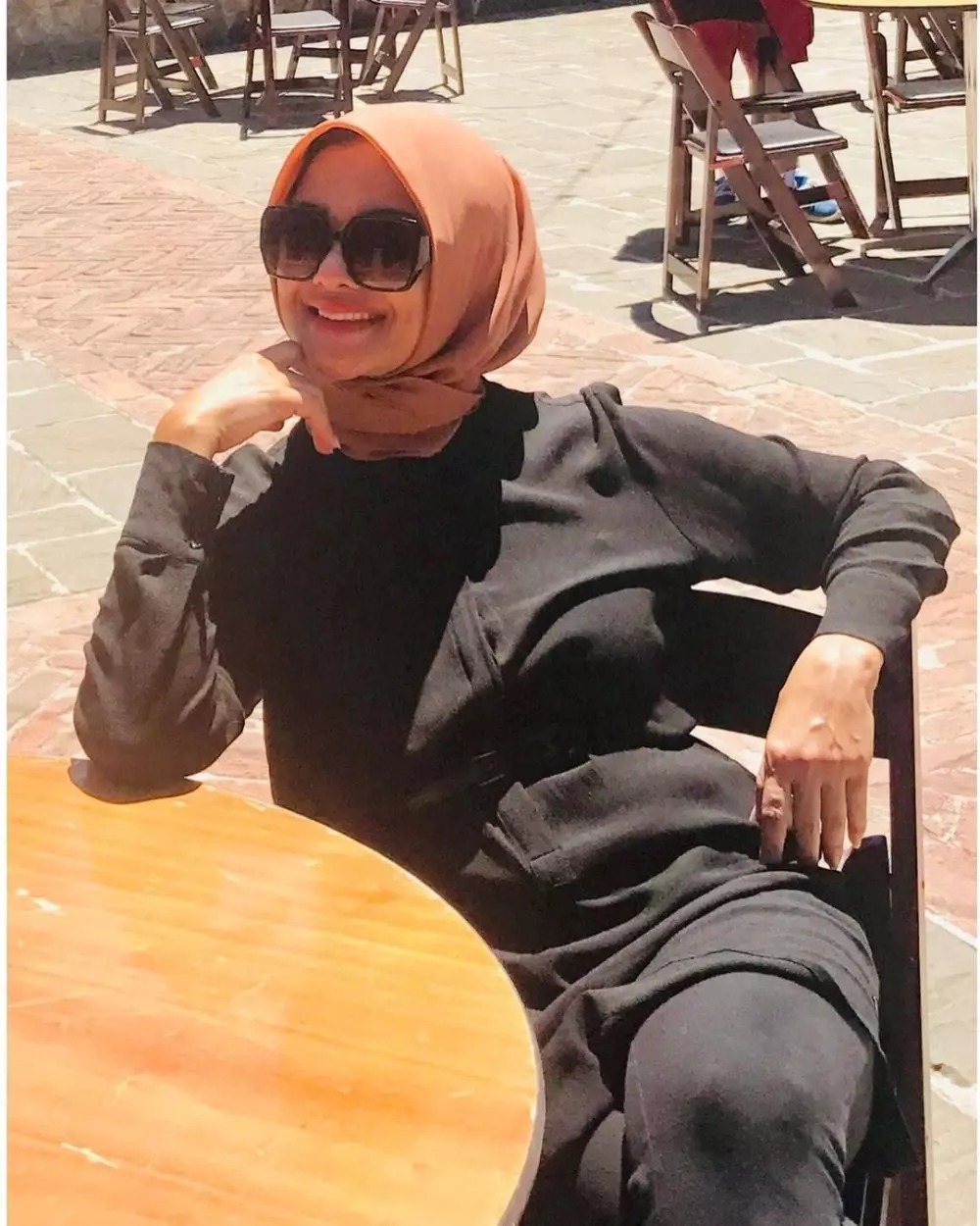 Potret diva saat berhijab © Instagram