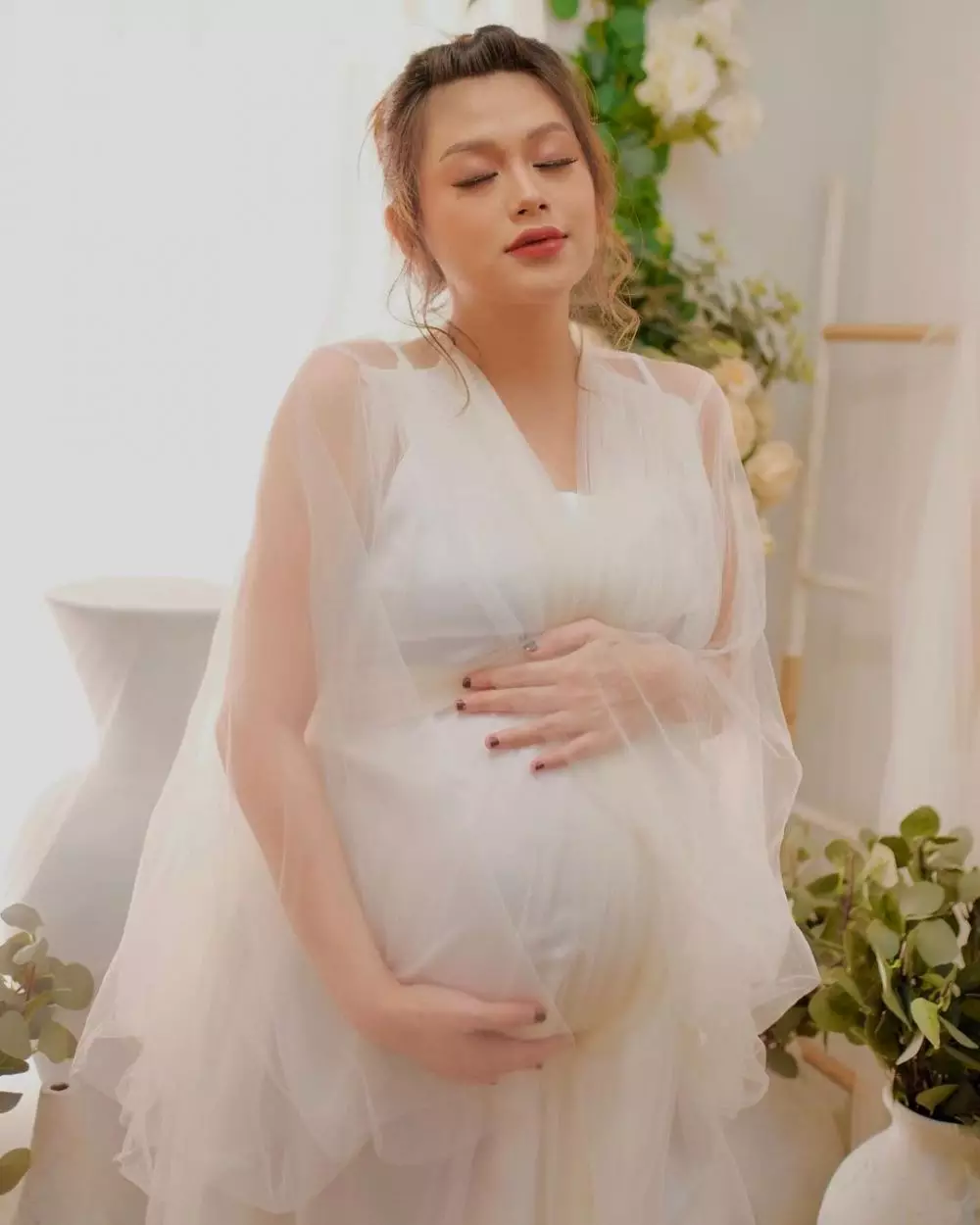 maternity shoot istri reza alisyahbana © berbagai sumber