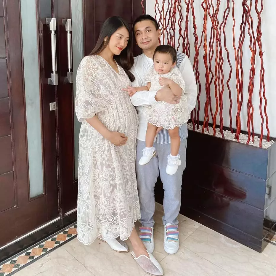 Inspirasi baju lebaran keluarga seleb Instagram