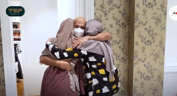 Momen Mark Sungkar temui anak Zaskia Sungkar © YouTube