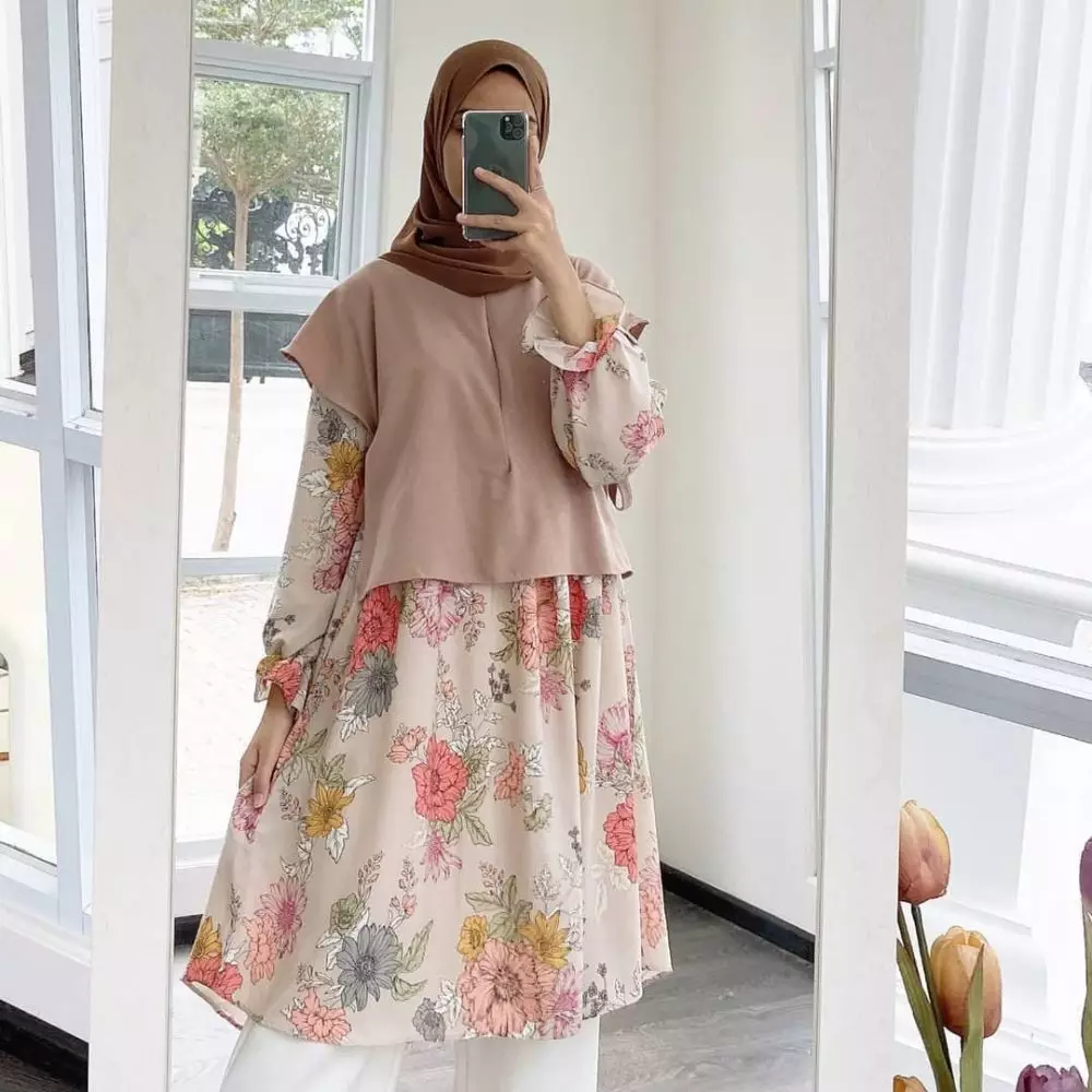 Outfit yang akan tren di Lebaran 2021 © 2021 brilio.net Outfit yang akan tren di Lebaran 2021 © 2021 brilio.net