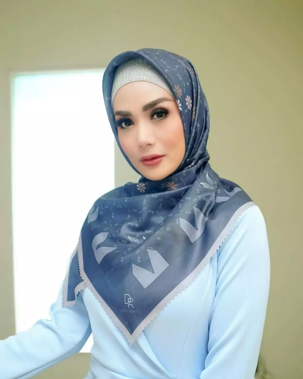 penyanyi saat kenakan hijab © 2021 brilio.net