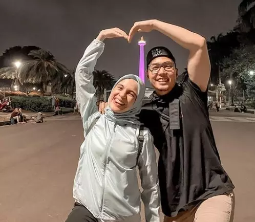 Gaya outfit Nycta Gina di keseharian © Instagramm/@missnyctagina