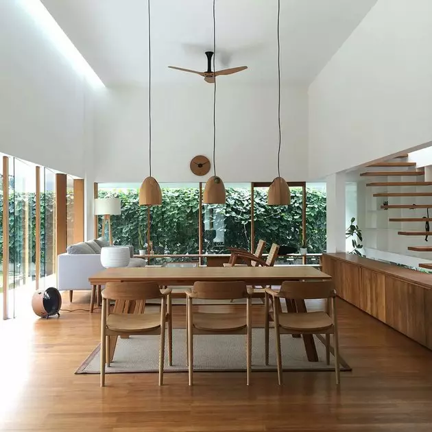 rumah Nicholas Saputra © 2021 brilio.net Instagram