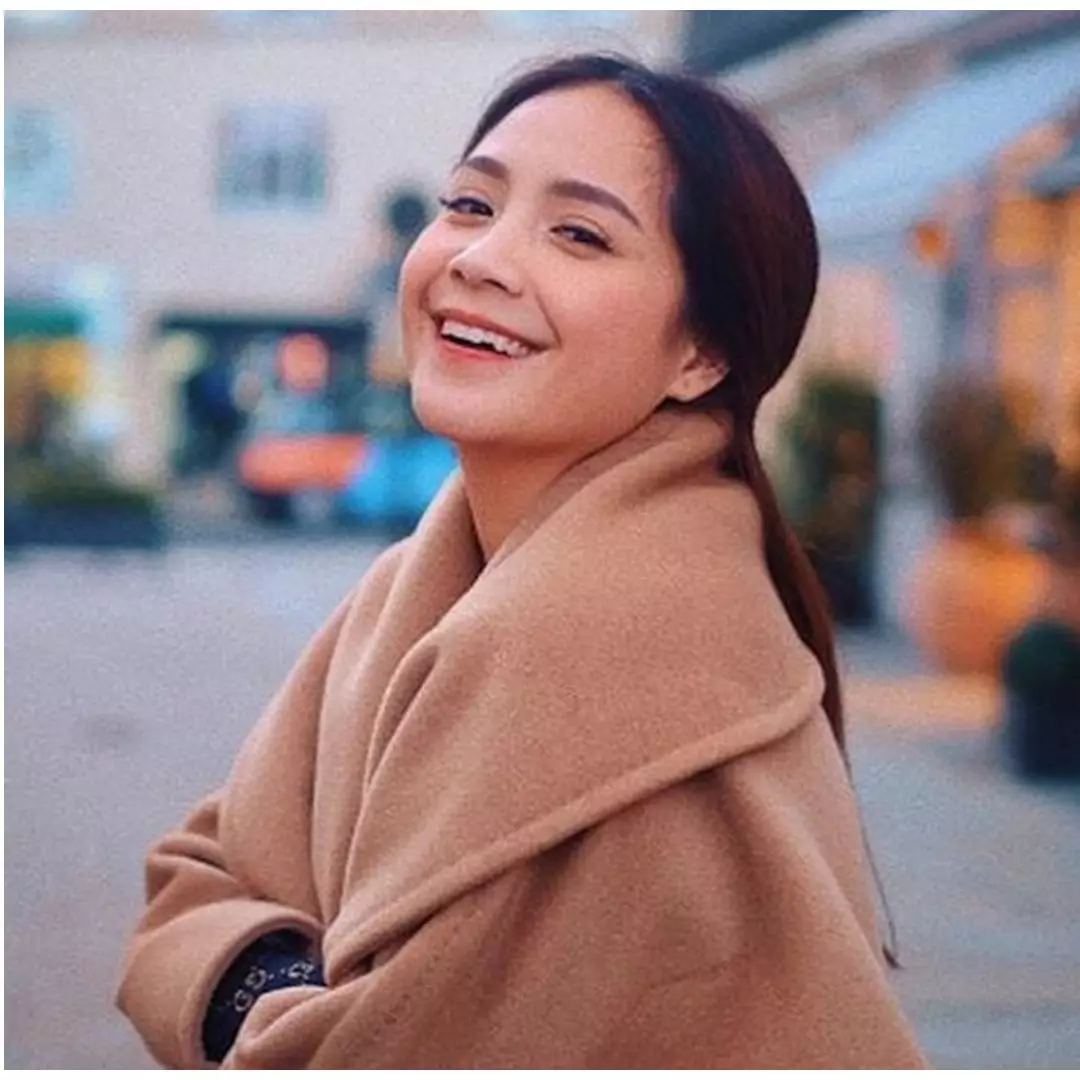 10 Potret lawas Nagita Slavina main sketsa komedi, kostumnya unik