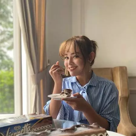 Menawan di usia 21 tahun © Instagram/@nurmala_suryani15