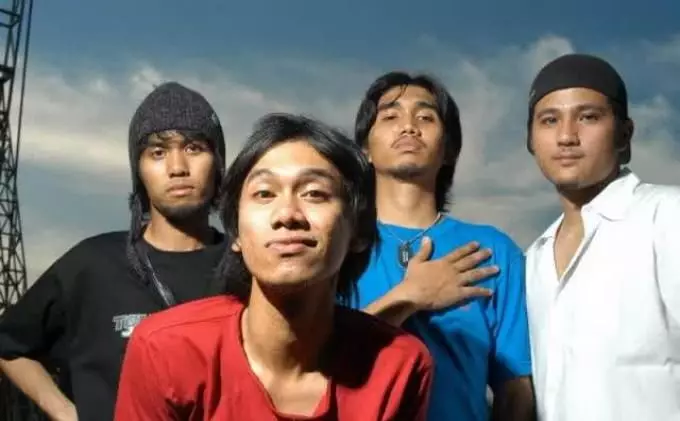 potret lawas band Sheila on 7 dari berbagai sumber