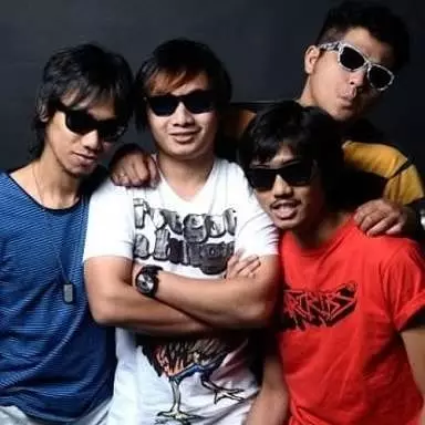 potret lawas band Sheila on 7 dari berbagai sumber