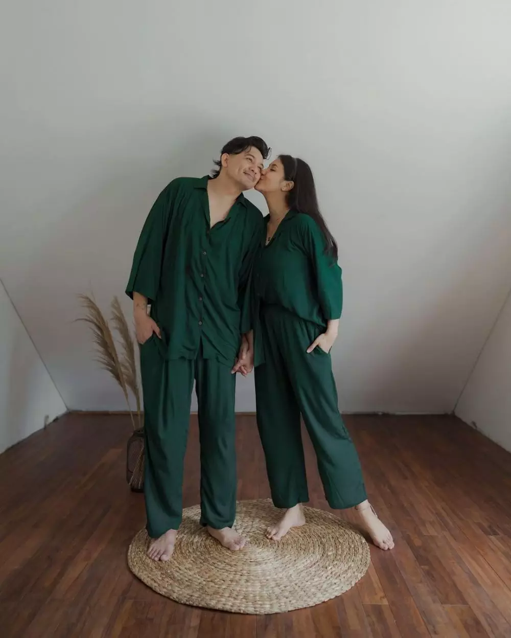 Aktris jatuh ke hati pria berdarah Batak © Instagram