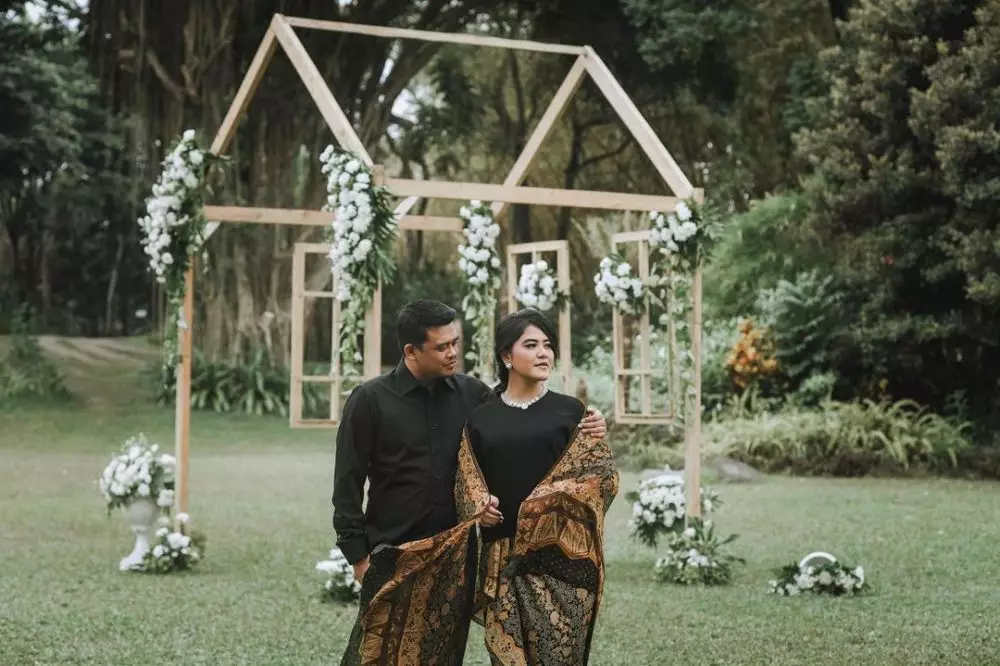 Aktris jatuh ke hati pria berdarah Batak © Instagram