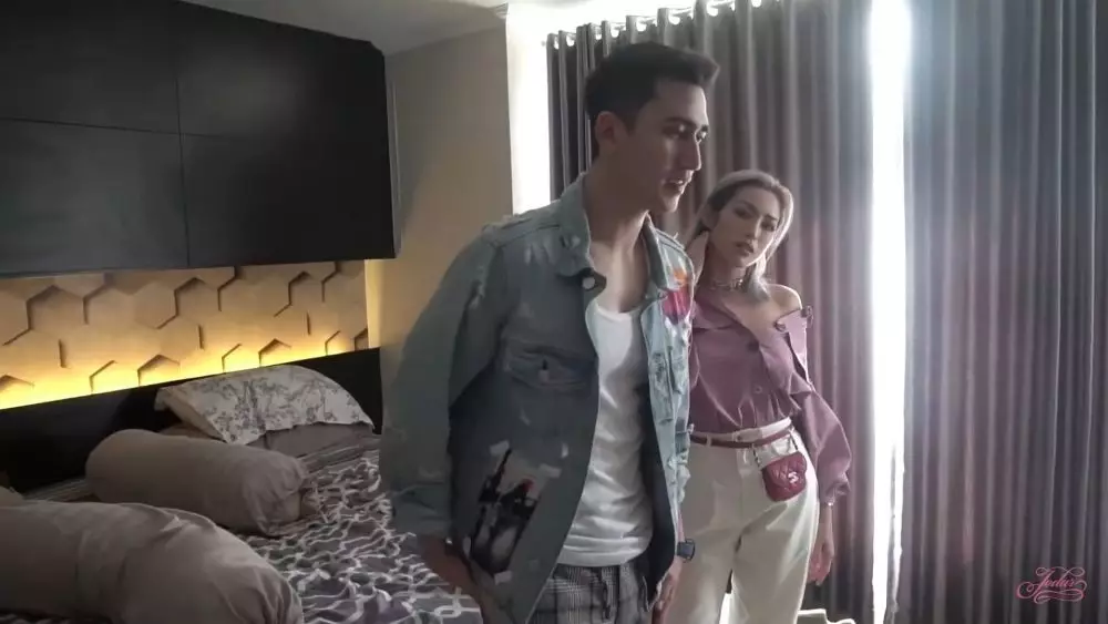 kamar tidur pesinetron tampan © 2021 berbagai sumber