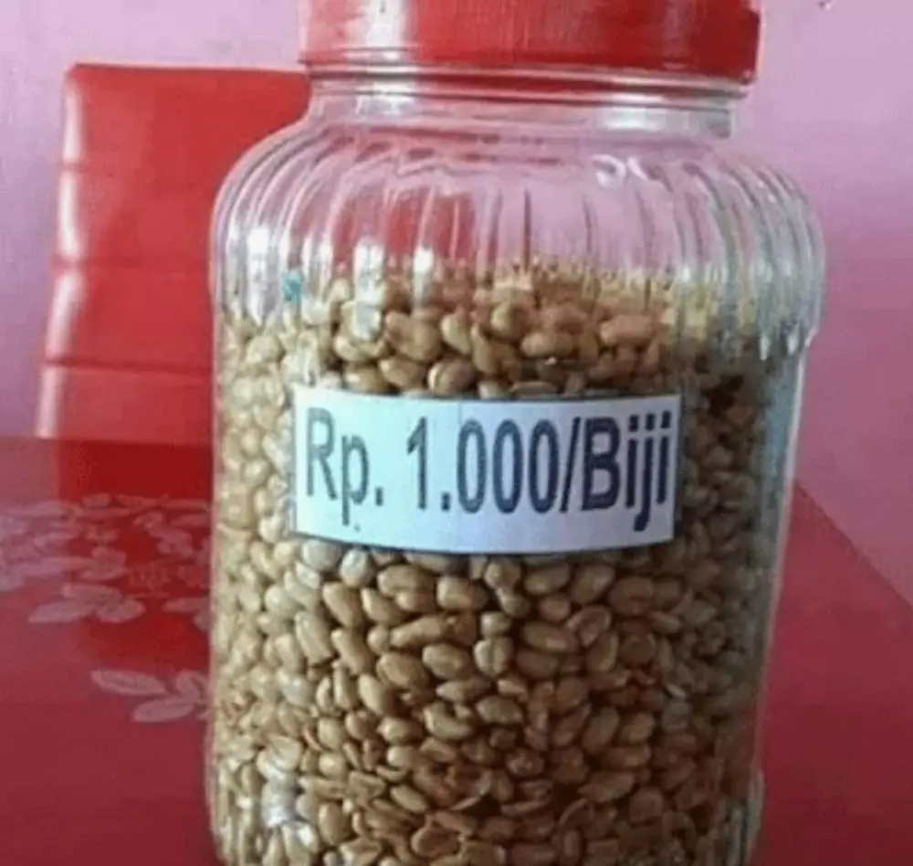 isi toples hari raya © 2021 berbagai sumber