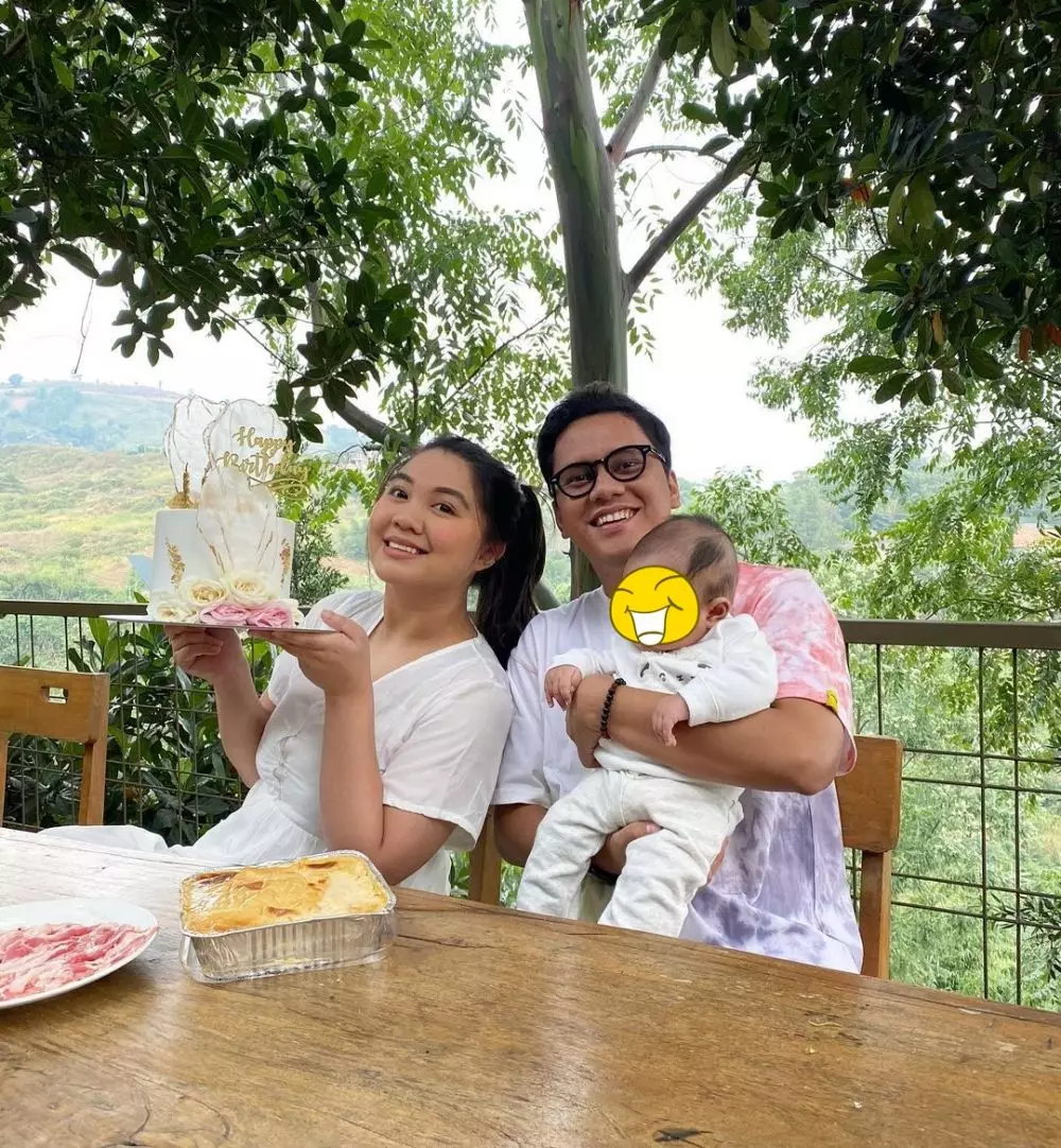 Seleb menyandang status orang tua di lebaran 2021 © 2021 brilio.net