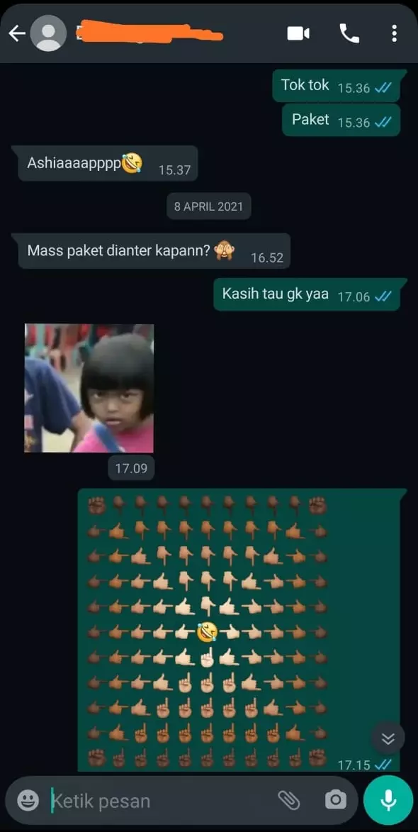 Chat lucu kurir paket ngajak bercanda © 2021 berbagai sumber Chat lucu kurir paket ngajak bercanda © 2021 berbagai sumber