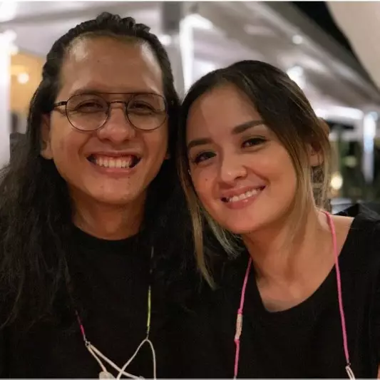 8 Potret prosesi pemakaman Raditya Oloan, penuh haru