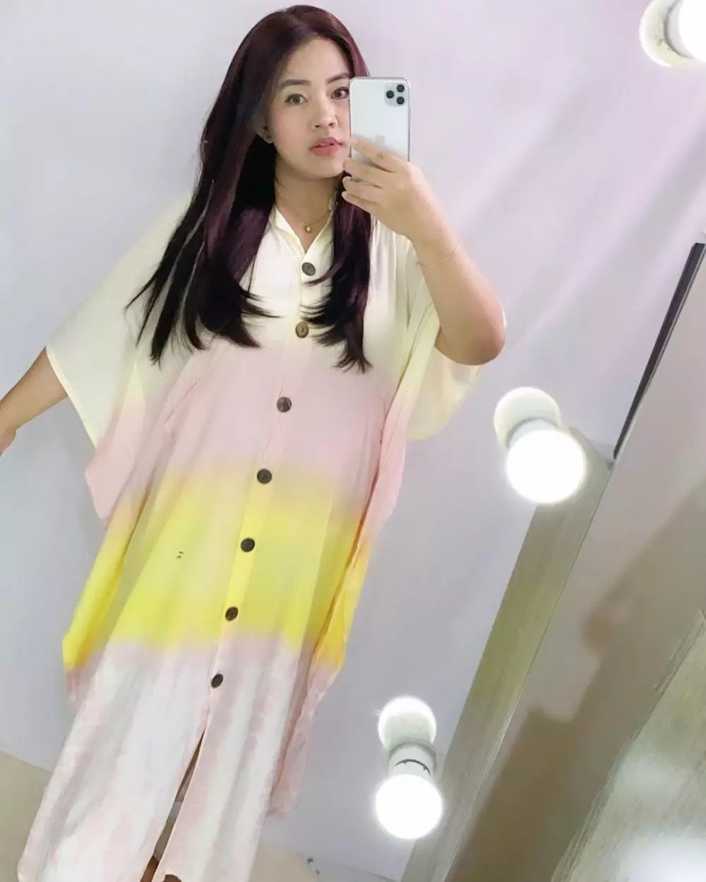 pesona istri youtuber bikin susah kedip © instagram