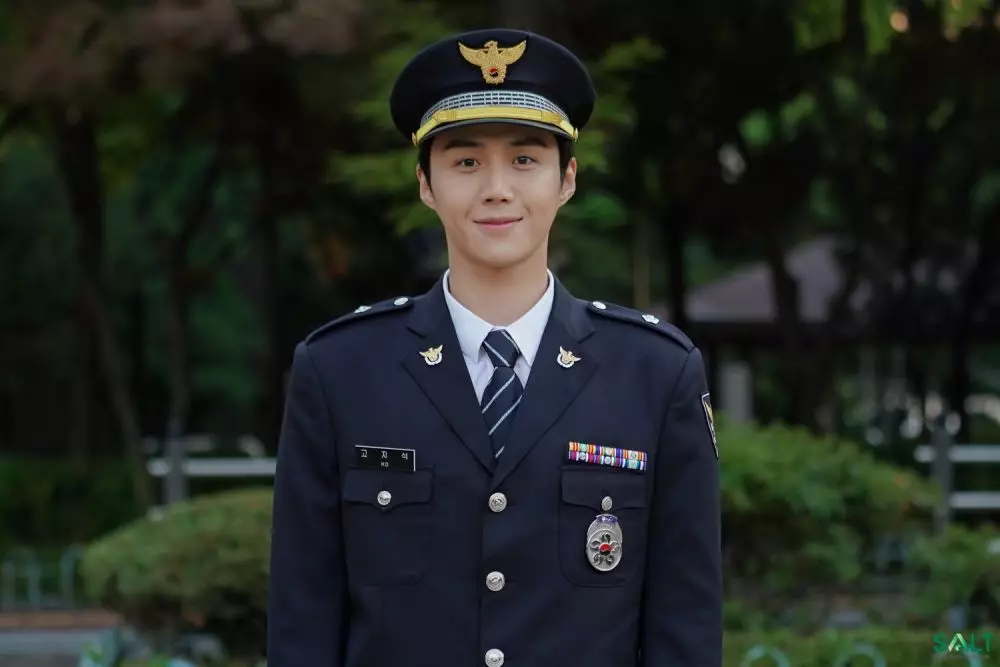 potret transformasi Kim Seon-ho dari berbagai sumber