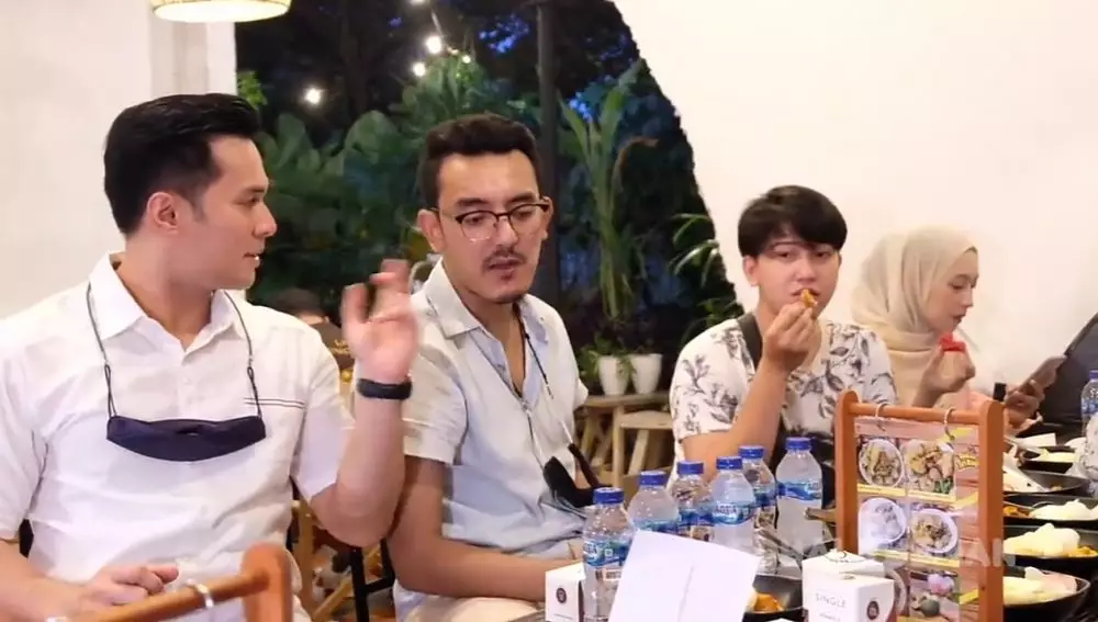 momen reuni artis cilik Gentabuana © 2021 brilio.net YouTube momen reuni artis cilik Gentabuana © 2021 brilio.net YouTube