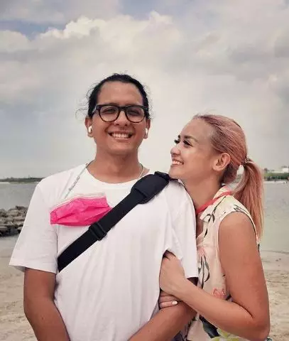 Potret harmonis seleb © berbagai sumber